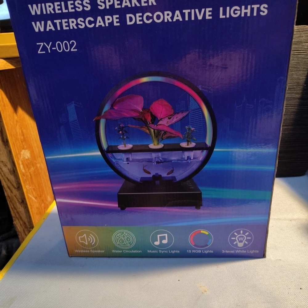 Wireless Speaker with Waterscape Decorative Lights
